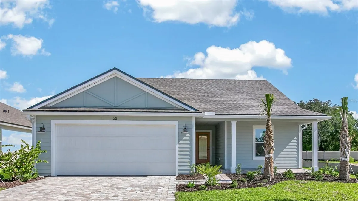 Property Slideshow image 1 of 46 | 35 green cir, Palm Coast, FL, 32164