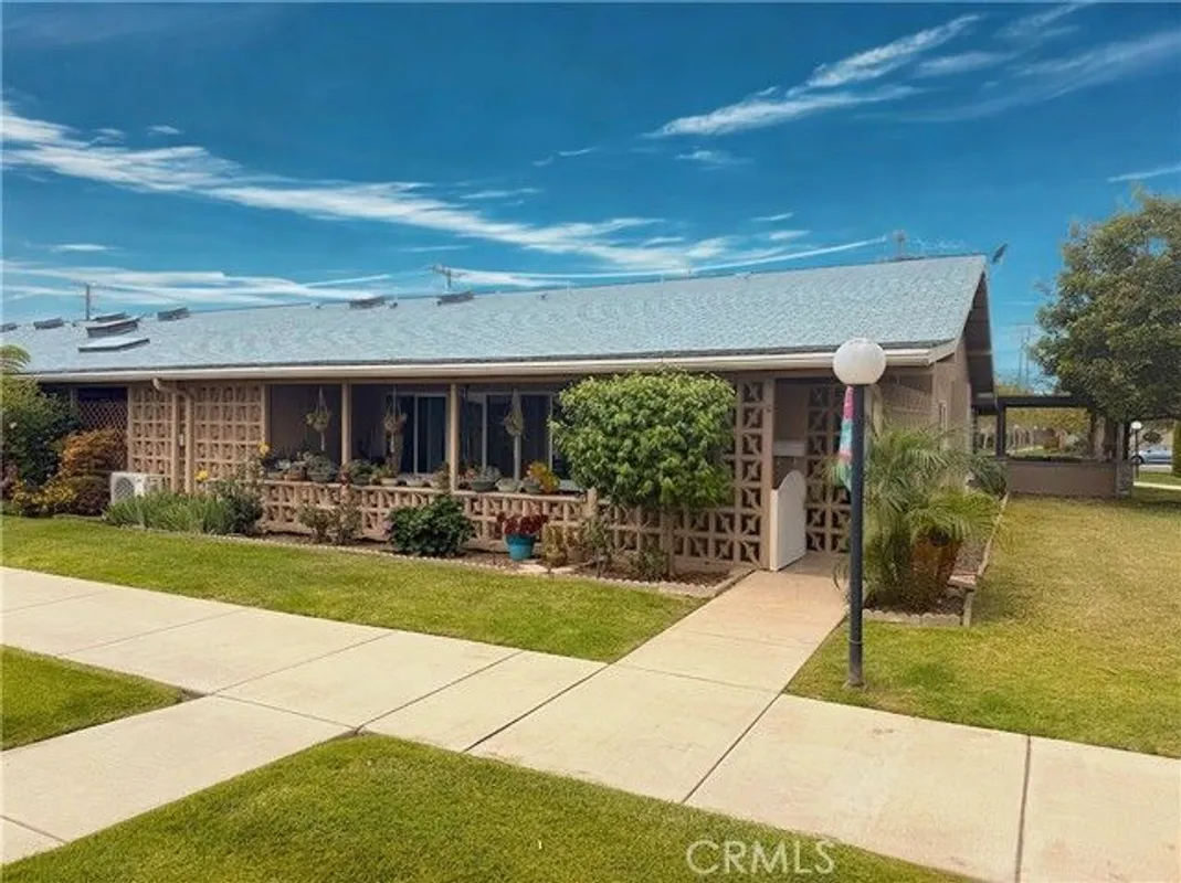 Property Slideshow image 1 of 20 | 13520 el dorado dr 50g, Seal Beach, CA, 90740