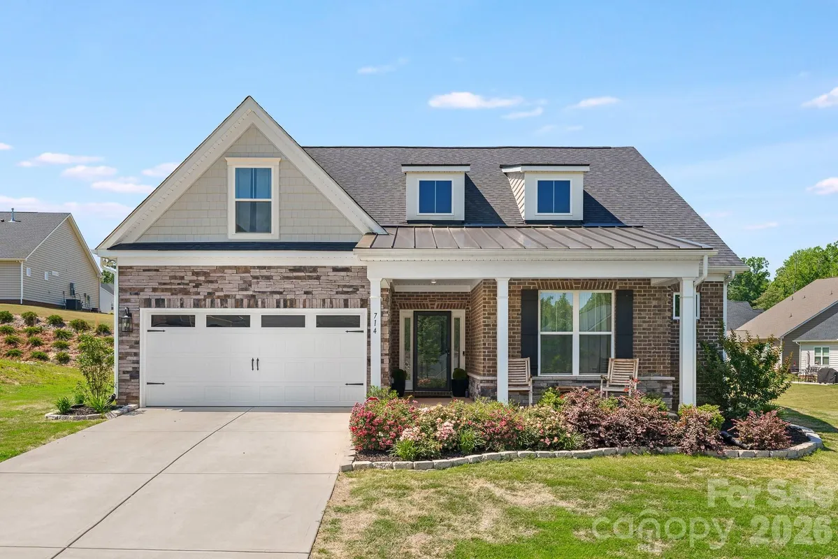 Property Slideshow image 1 of 42 | 714 sawgrass ridge ct, Rock Hill, SC, 29732