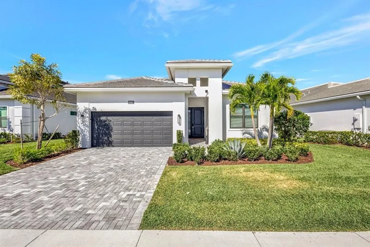 Property Slideshow image 1 of 79 | 15865 key biscayne ln, Loxahatchee, FL, 33470
