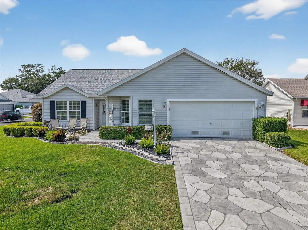 Property Slideshow image 1 of 30 | 16850 se 86th deptford ct, The Villages, FL, 32162