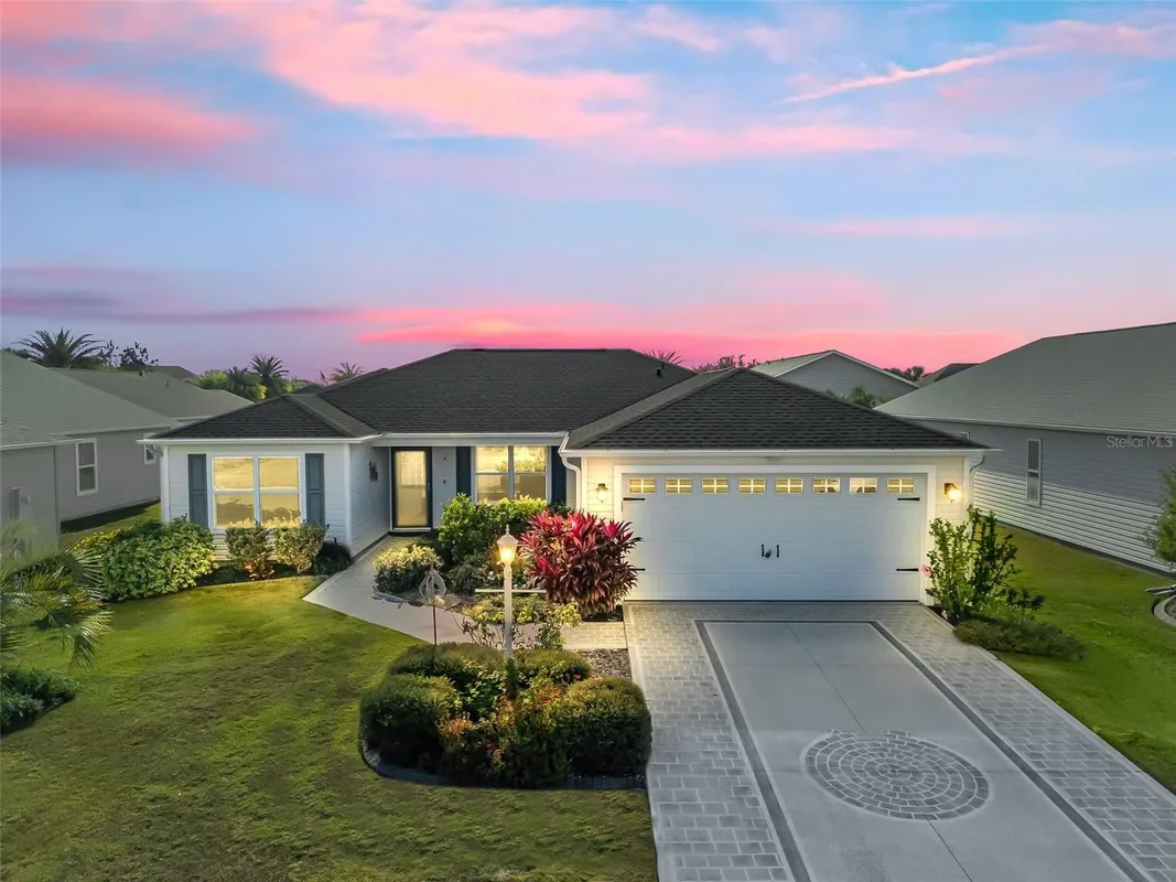 Property Slideshow image 1 of 52 | 782 millhorn loop, The Villages, FL, 32163