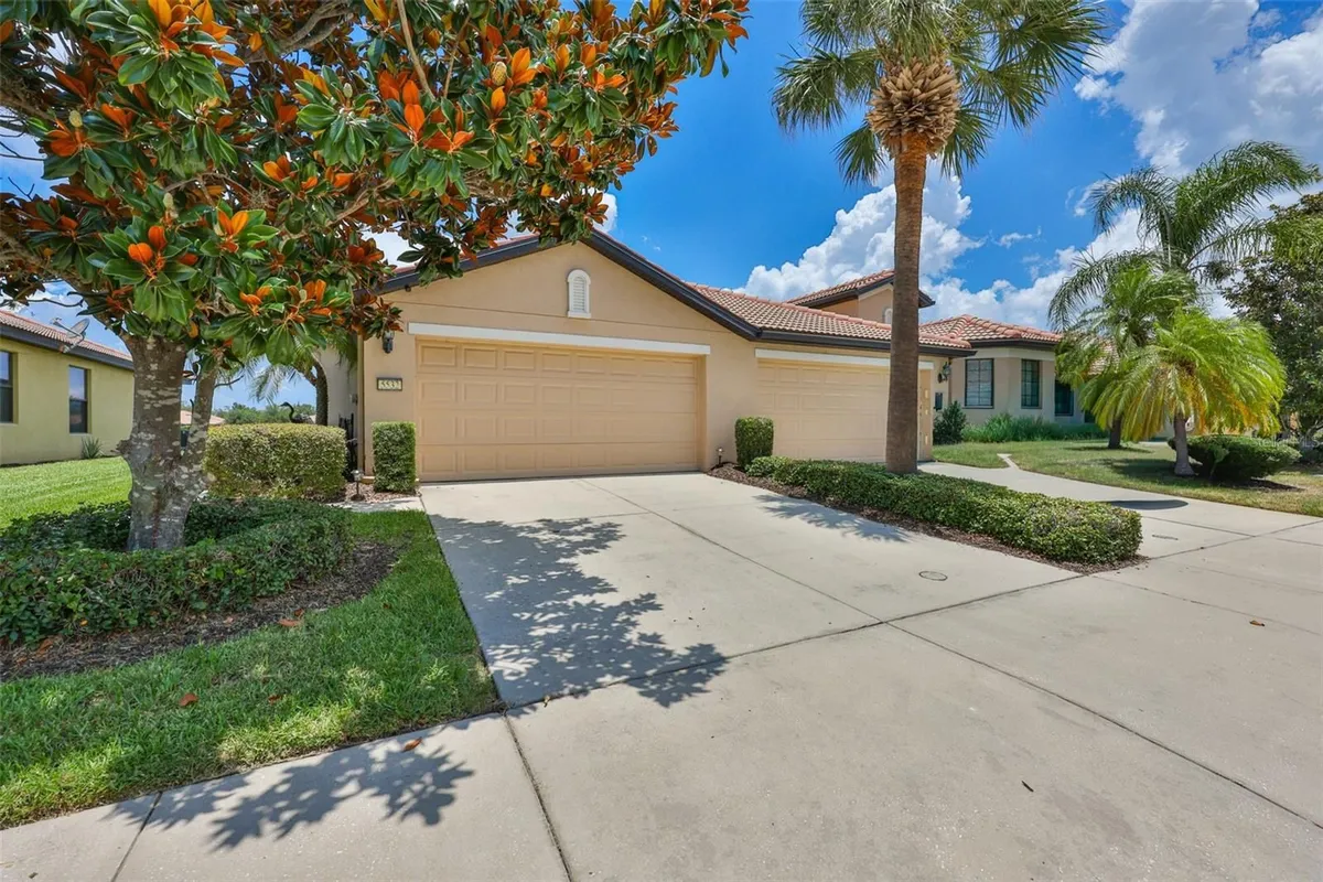 Property Slideshow image 1 of 63 | 5532 sunset falls dr, Apollo Beach, FL, 33572