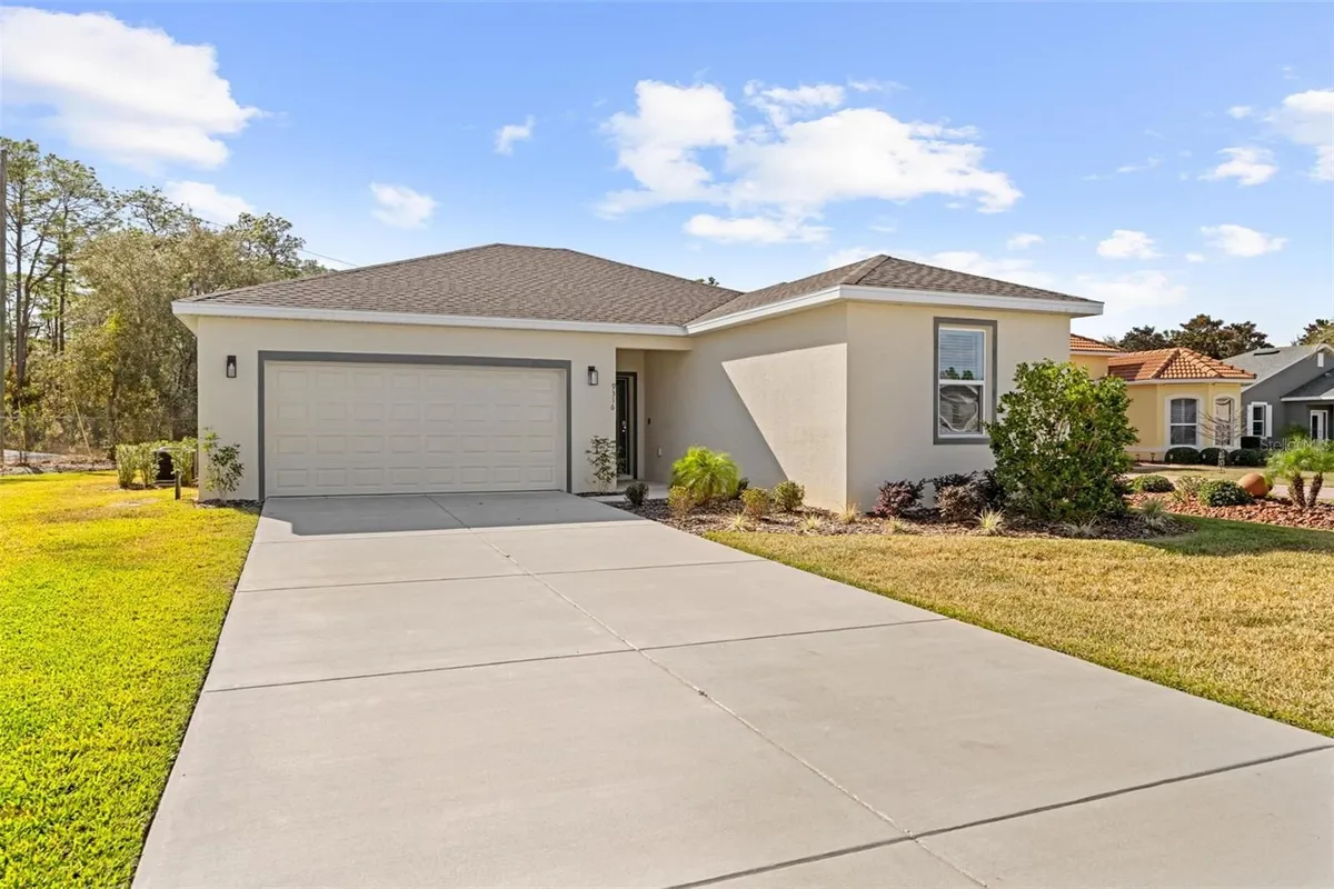 Property Slideshow image 1 of 76 | 9316 gentle ben ct, Weeki Wachee, FL, 34613