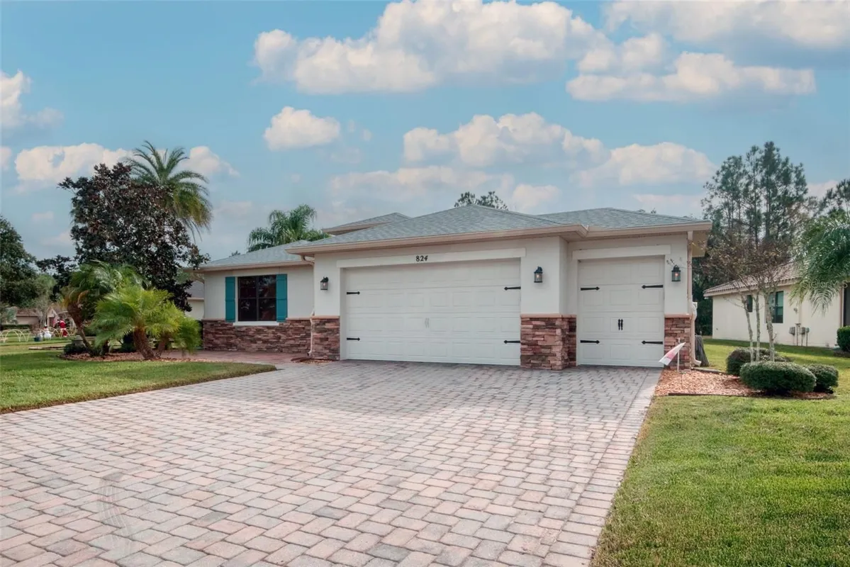 Property Slideshow image 1 of 63 | 824 ebb tide ln, Kissimmee, FL, 34759