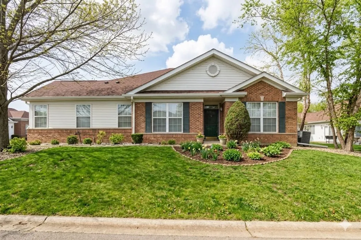 Property Slideshow image 1 of 37 | 13322 s bayberry ln, Plainfield, IL, 60544