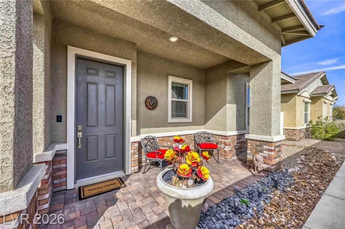Property Slideshow image 1 of 39 | 213 copland canyon ave, Henderson, NV, 89011