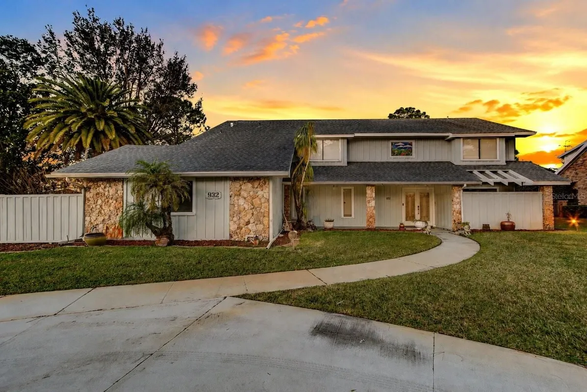 Property Slideshow image 1 of 50 | 932 pelican bay dr, Daytona Beach, FL, 32119