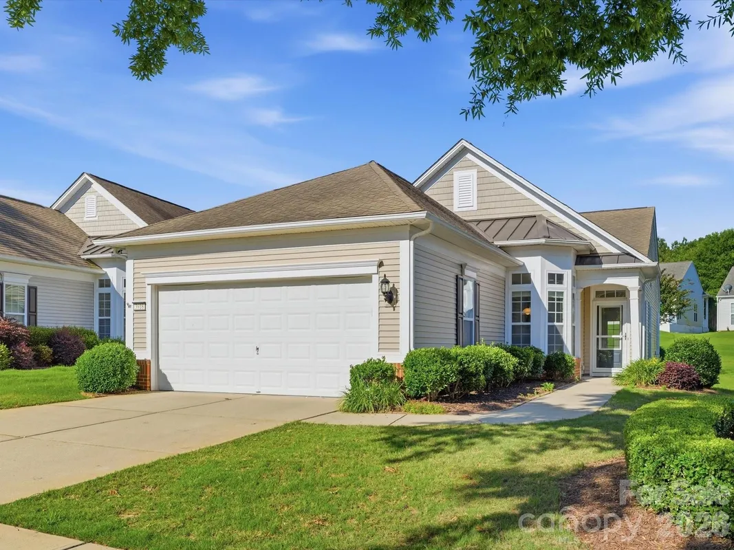 Property Slideshow image 1 of 28 | 3918 yosemite way, Fort Mill, SC, 29707