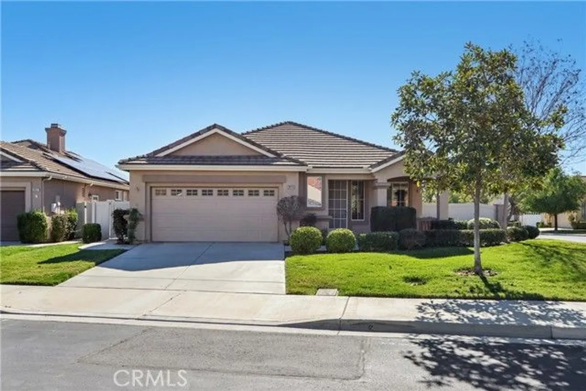 Property Slideshow image 1 of 42 | 29245 winding brook dr, Menifee, CA, 92584
