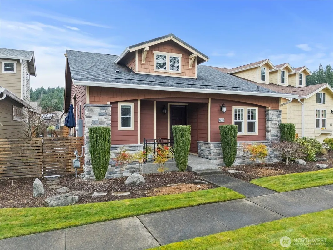 Property Slideshow image 1 of 34 | 14317 knoll park dr, Bonney Lake, WA, 98391