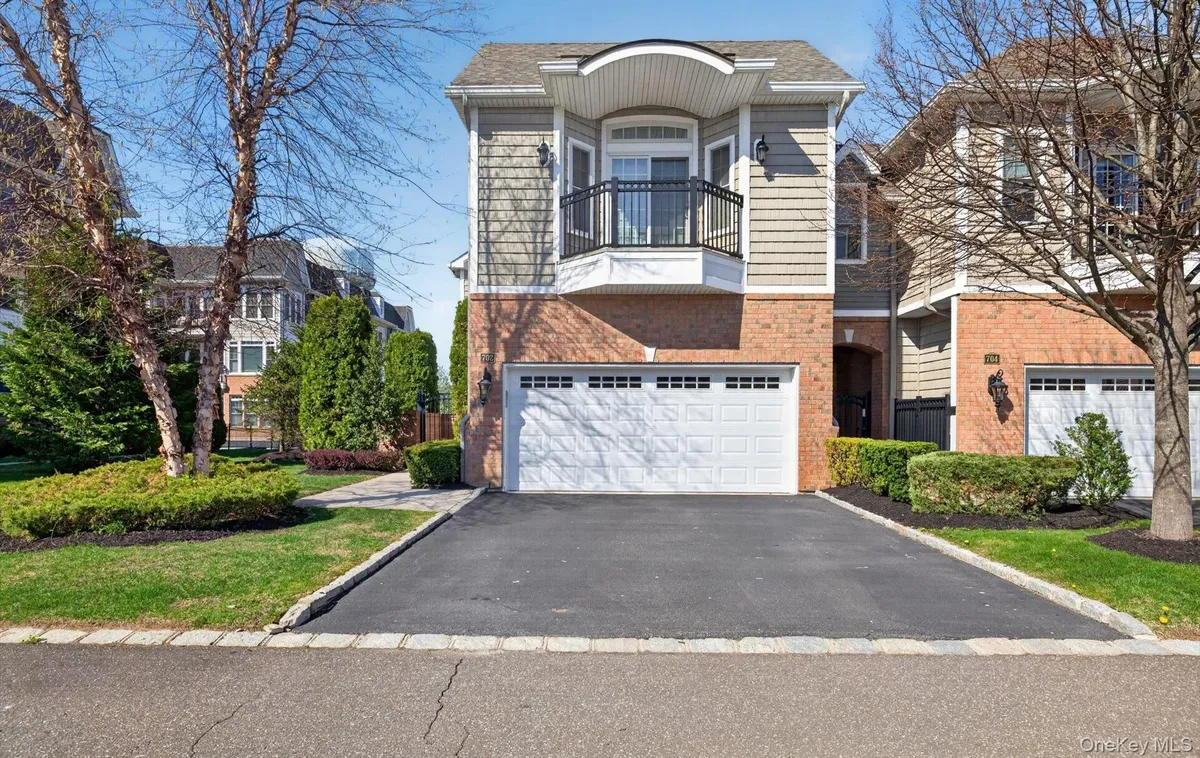 Property Slideshow image 1 of 31 | 702 equestrian way, Hempstead, NY, 11590