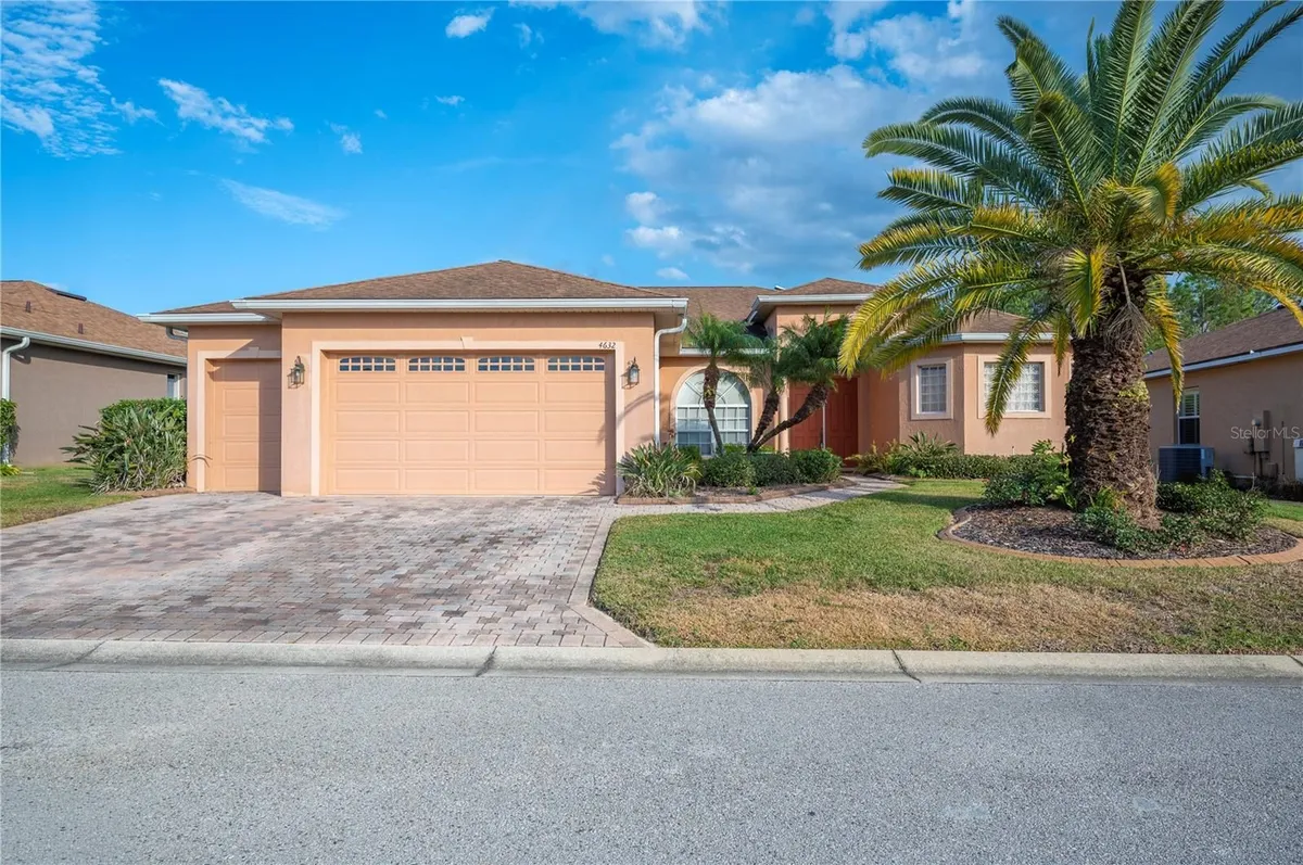 Property Slideshow image 1 of 45 | 4632 turnberry ln, Lake Wales, FL, 33859