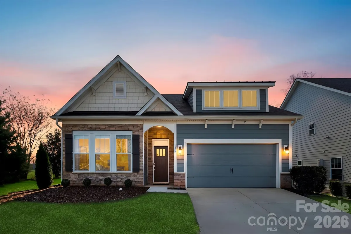 Property Slideshow image 1 of 47 | 105 w northstone rd, Mooresville, NC, 28115