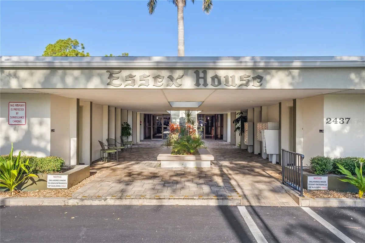 Property Slideshow image 1 of 30 | 2437 harbor blvd apt 210, Port Charlotte, FL, 33952