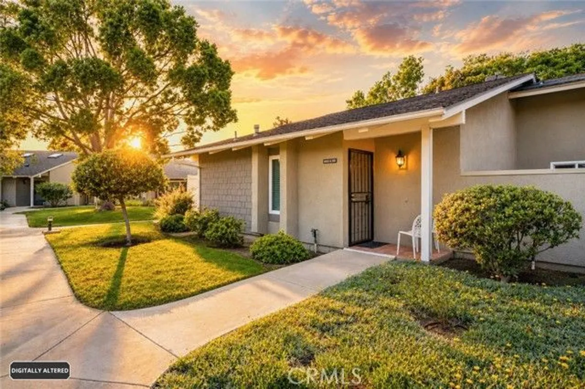Property Slideshow image 1 of 38 | 8932 amador 1312a, Huntington Beach, CA, 92646