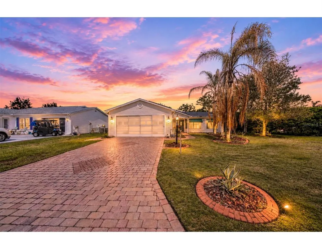 Property Slideshow image 1 of 23 | 1239 chaparral dr, The Villages, FL, 32159