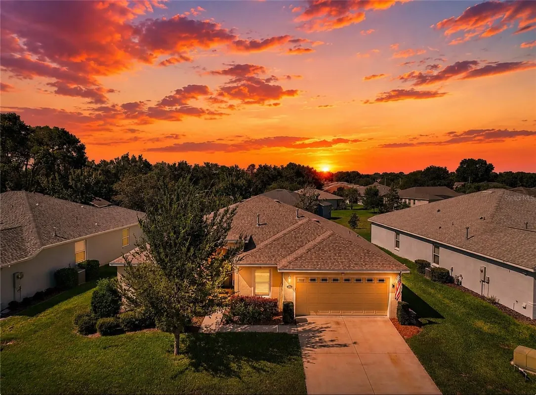 Property Slideshow image 1 of 42 | 27102 camerons run, Leesburg, FL, 34748