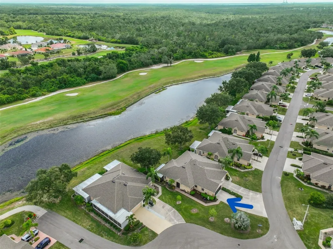 Property Slideshow image 1 of 45 | 2049 acadia greens dr # 19, Sun City Center, FL, 33573