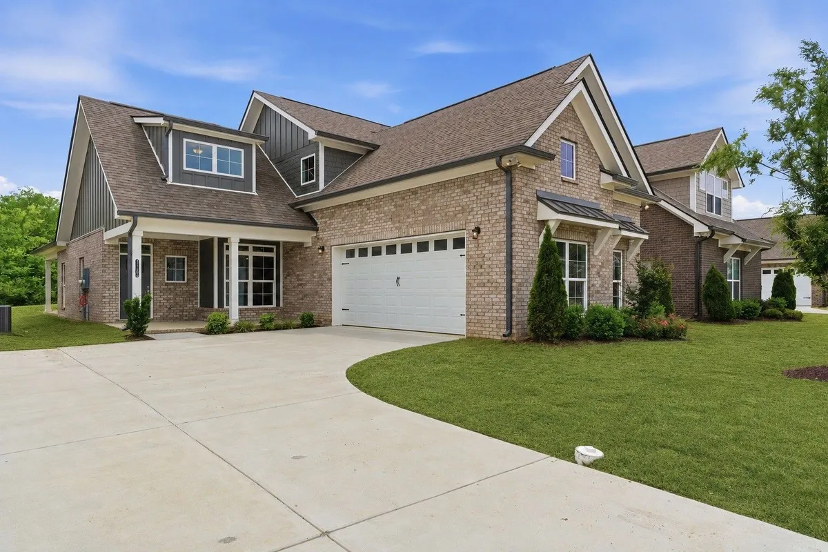 Property Slideshow image 1 of 56 | 7108 maddenwood ln, Hermitage, TN, 37076