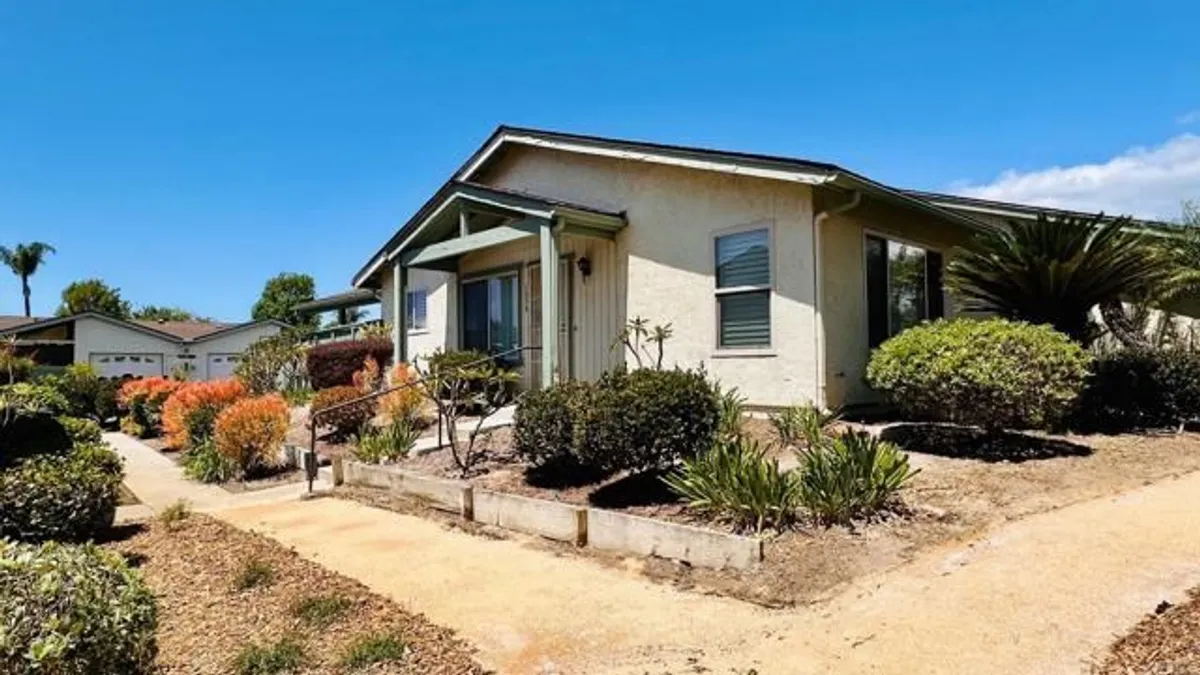 Property Slideshow image 1 of 29 | 1034 turnstone way, Oceanside, CA, 92057
