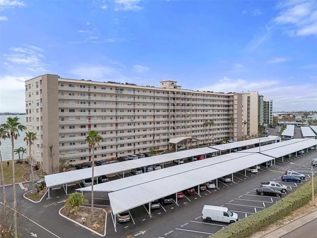 Property Slideshow image 1 of 1 | 5980 shore blvd 501, Gulfport, FL, 33707