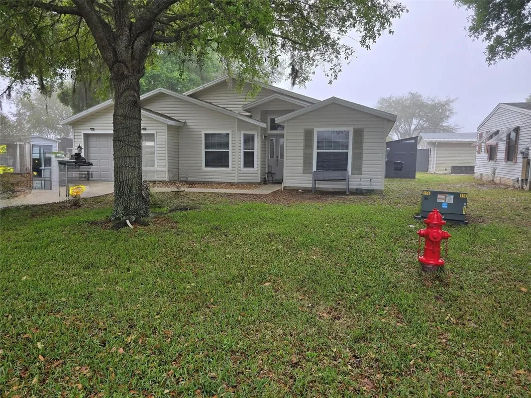 Property Slideshow image 1 of 21 | 25607 belle helene, Leesburg, FL, 34748