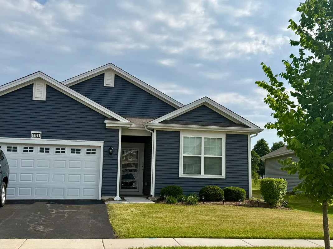 Property Slideshow image 1 of 1 | 1155 heritage ct, Pingree Grove, IL, 60140