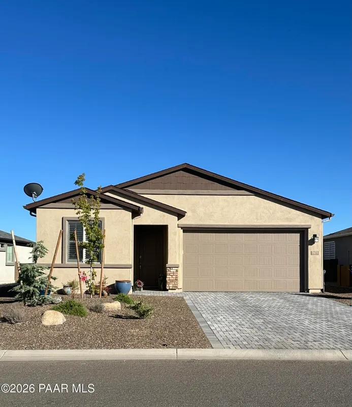 Property Slideshow image 1 of 43 | 7675 e turnberry dr, Prescott Valley, AZ, 86315