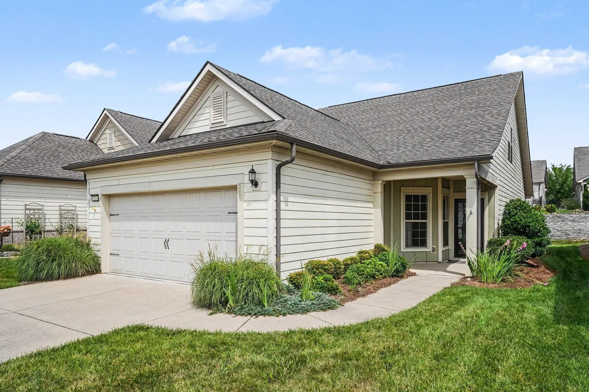 Property Slideshow image 1 of 42 | 624 overton way, Spring Hill, TN, 37174