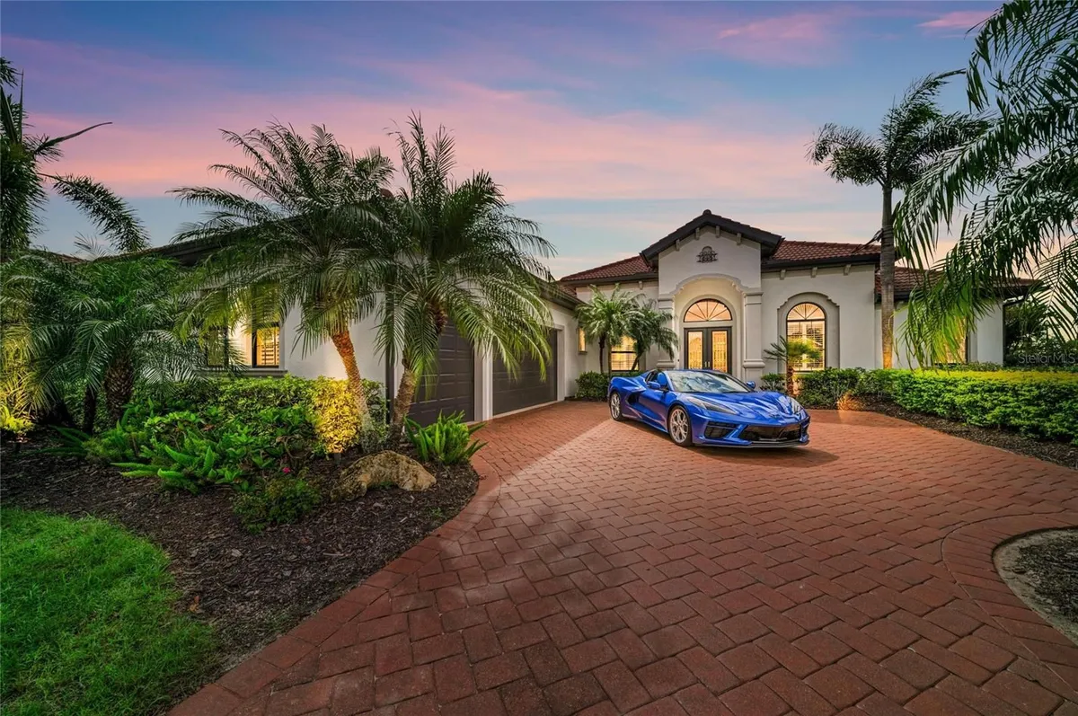 Property Slideshow image 1 of 82 | 7314 heritage grand pl, Bradenton, FL, 34212