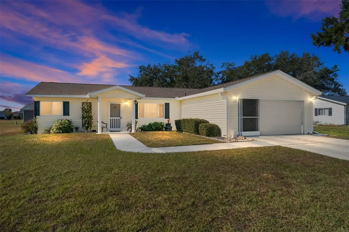 Property Slideshow image 1 of 50 | 17562 se 106th ave, Summerfield, FL, 34491
