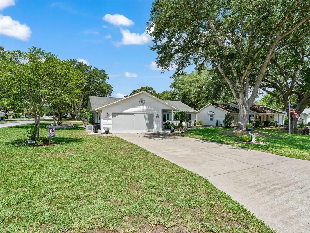 Property Slideshow image 1 of 51 | 1622 new abbey ave, Leesburg, FL, 34788
