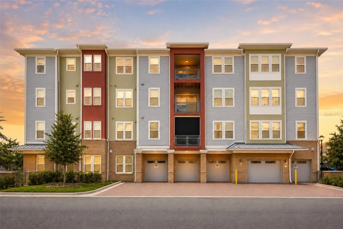 Property Slideshow image 1 of 42 | 7521 laureate blvd 5403, Orlando, FL, 32827
