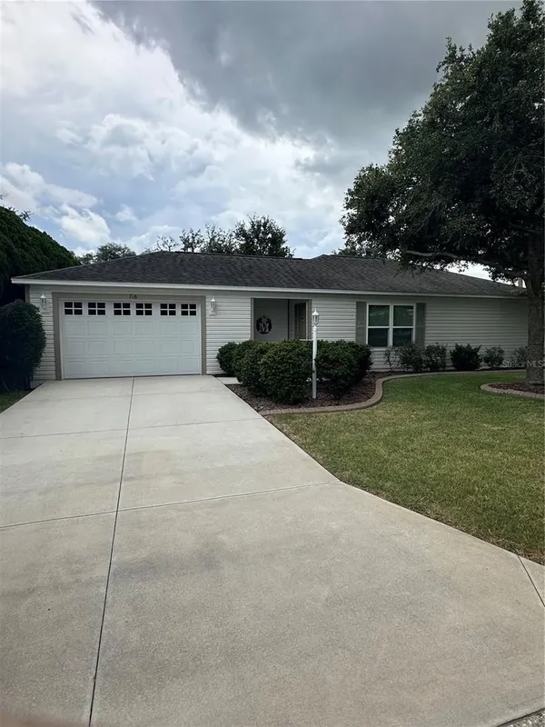 Property Slideshow image 1 of 22 | 716 truman ave, Lady Lake, FL, 32159
