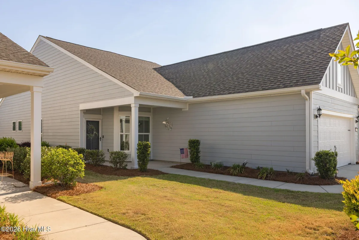 Property Slideshow image 1 of 50 | 3124 laughing gull ter, Wilmington, NC, 28412