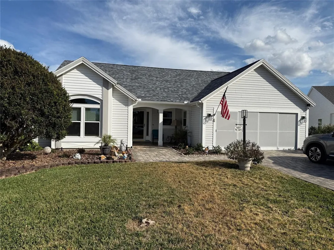 Property Slideshow image 1 of 35 | 725 palma dr, The Villages, FL, 32159