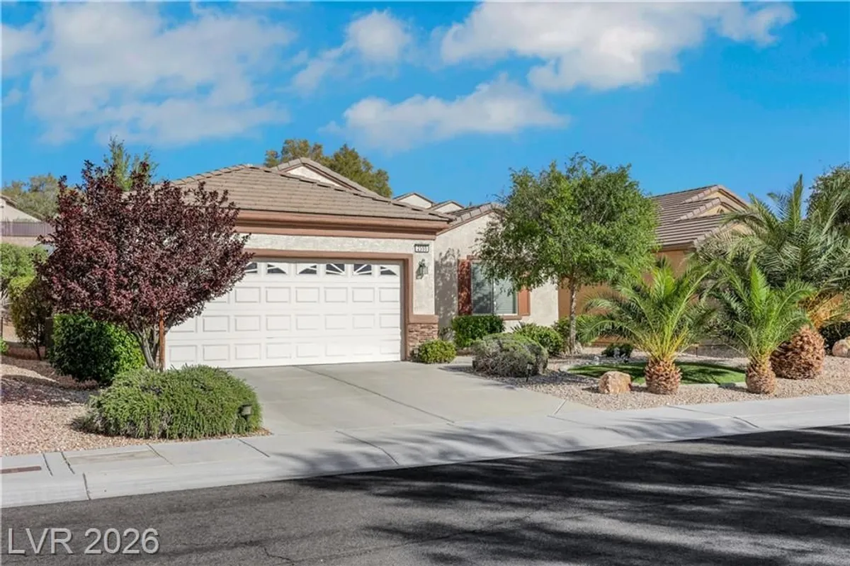 Property Slideshow image 1 of 31 | 2555 jada dr, Henderson, NV, 89044