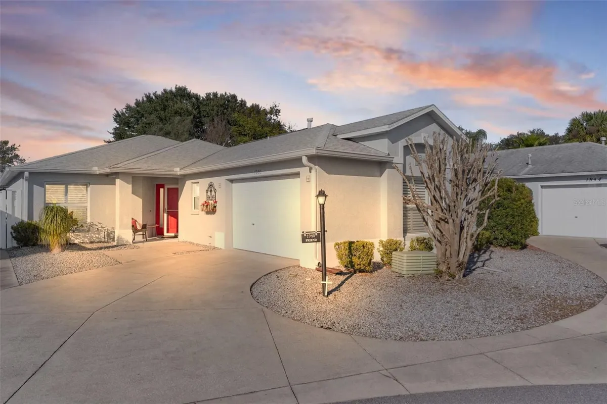 Property Slideshow image 1 of 41 | 1940 peachtree ave, The Villages, FL, 32162