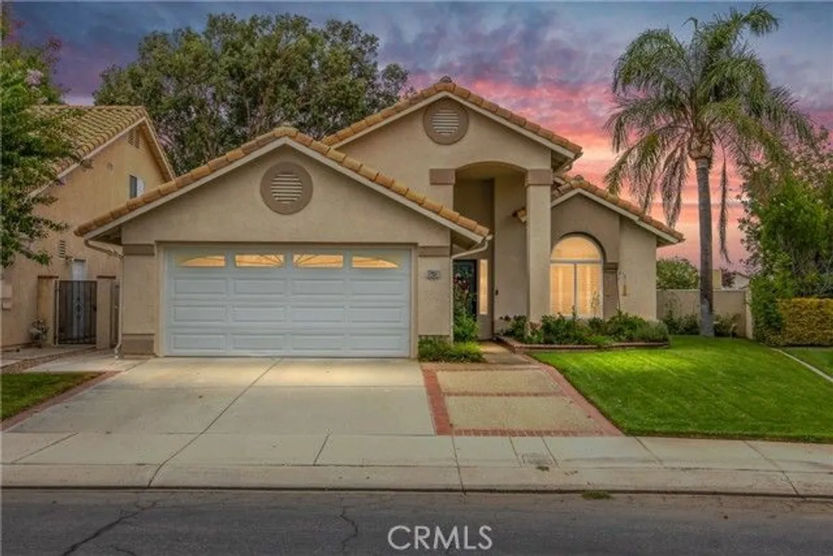 Property Slideshow image 1 of 43 | 6078 lake buena vista way, Banning, CA, 92220