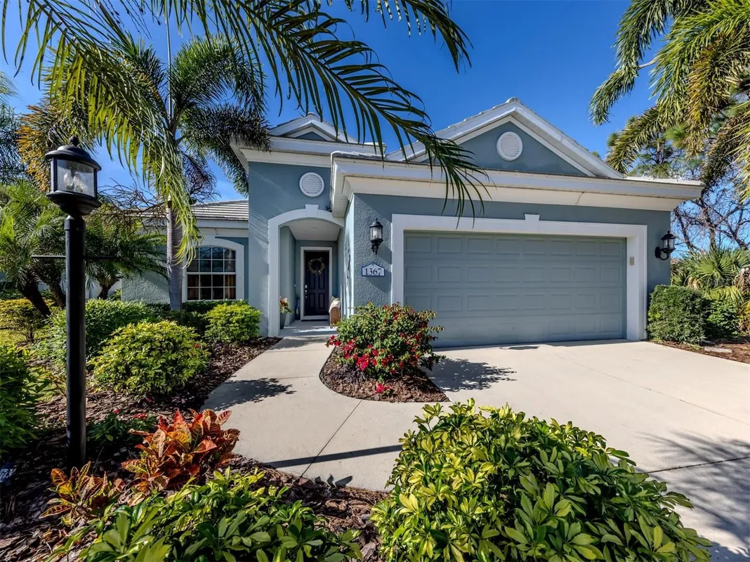 Property Slideshow image 1 of 75 | 1367 still river dr, Venice, FL, 34293