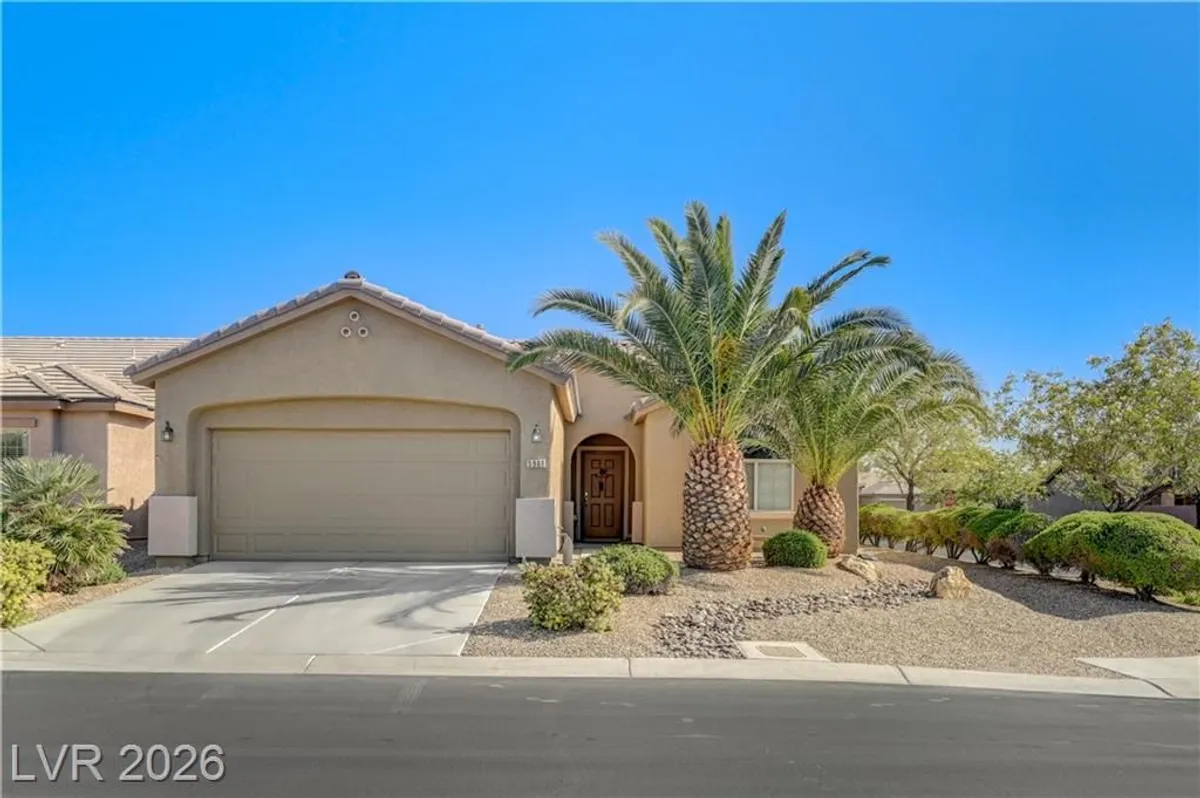 Property Slideshow image 1 of 37 | 5961 corbin ave, Las Vegas, NV, 89122