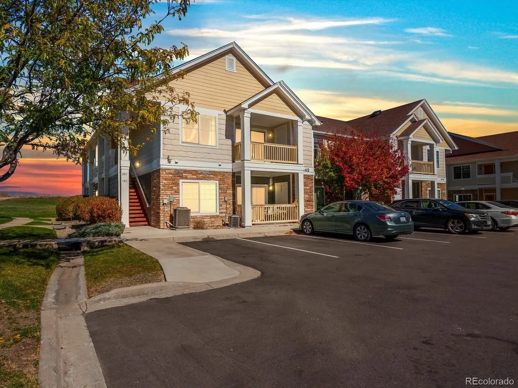 Property Slideshow image 1 of 32 | 4645 hahns peak dr unit 201, Loveland, CO, 80538