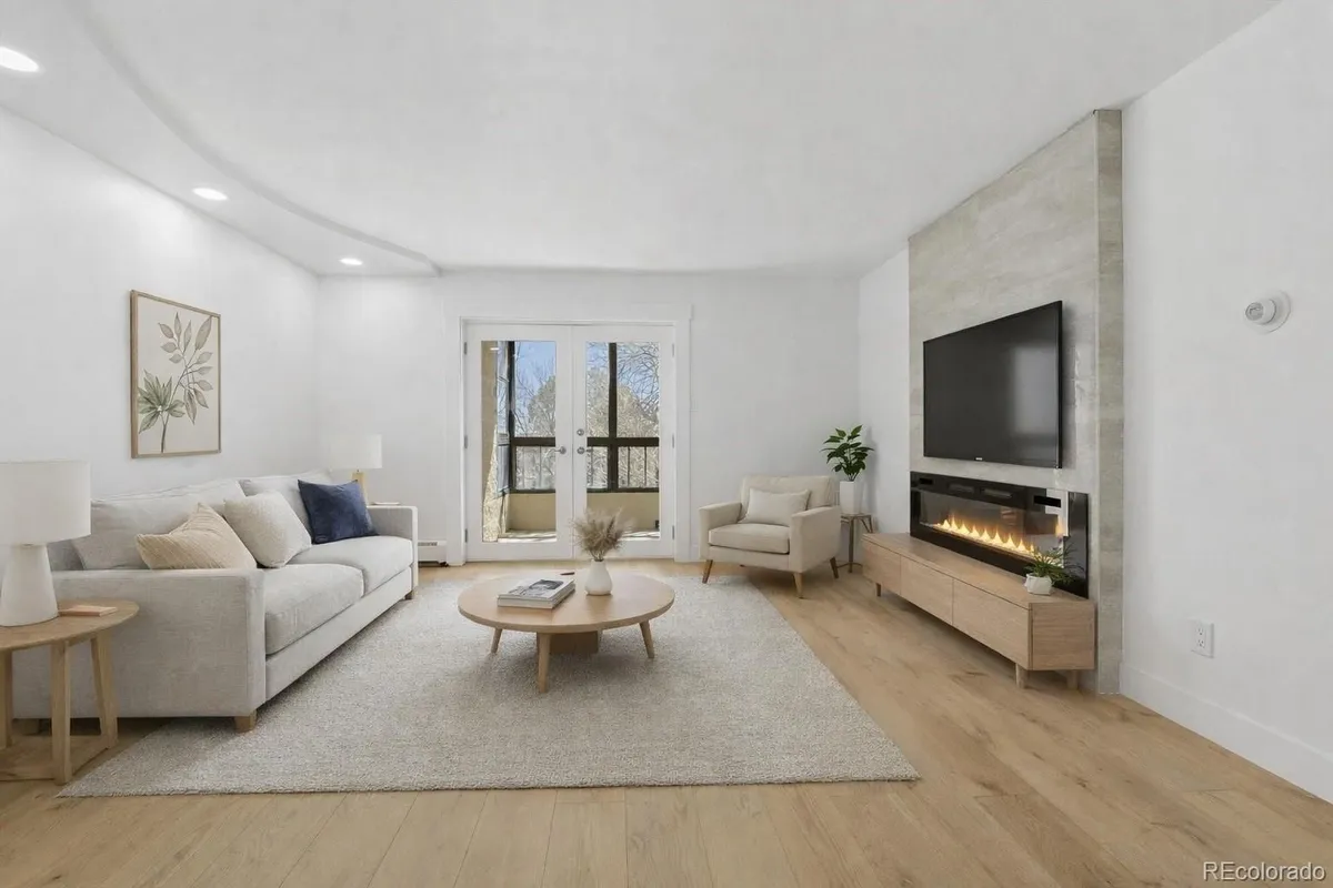 Property Slideshow image 1 of 27 | 13952 e marina dr 308, Aurora, CO, 80014