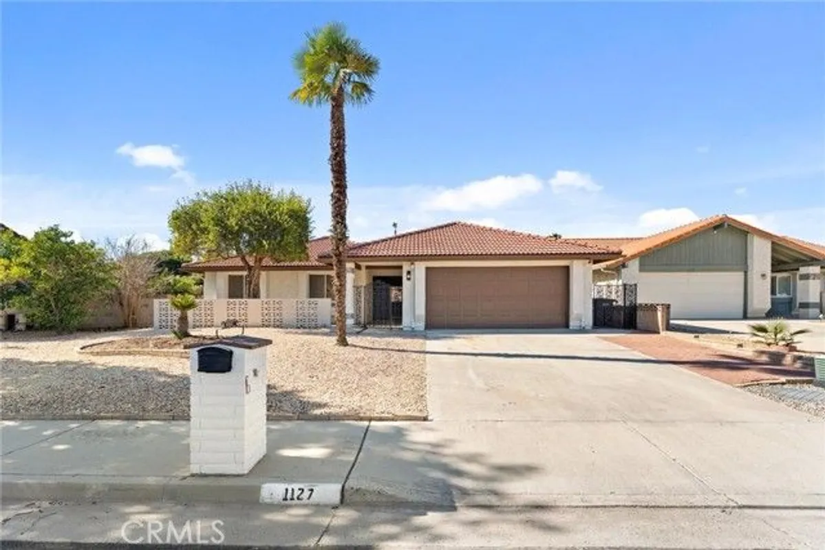 Property Slideshow image 1 of 36 | 1127 alleppo ct, Hemet, CA, 92545