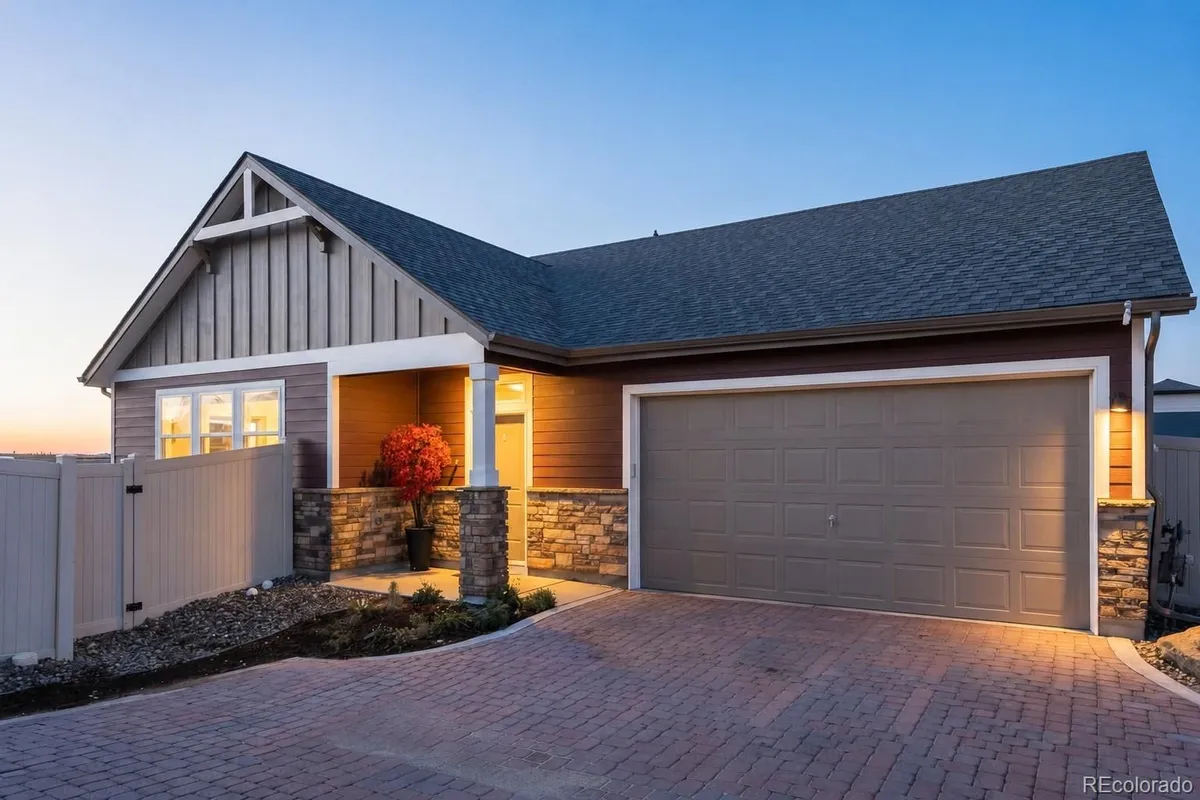 Property Slideshow image 1 of 1 | 5126 n quemoy ct, Aurora, CO, 80019
