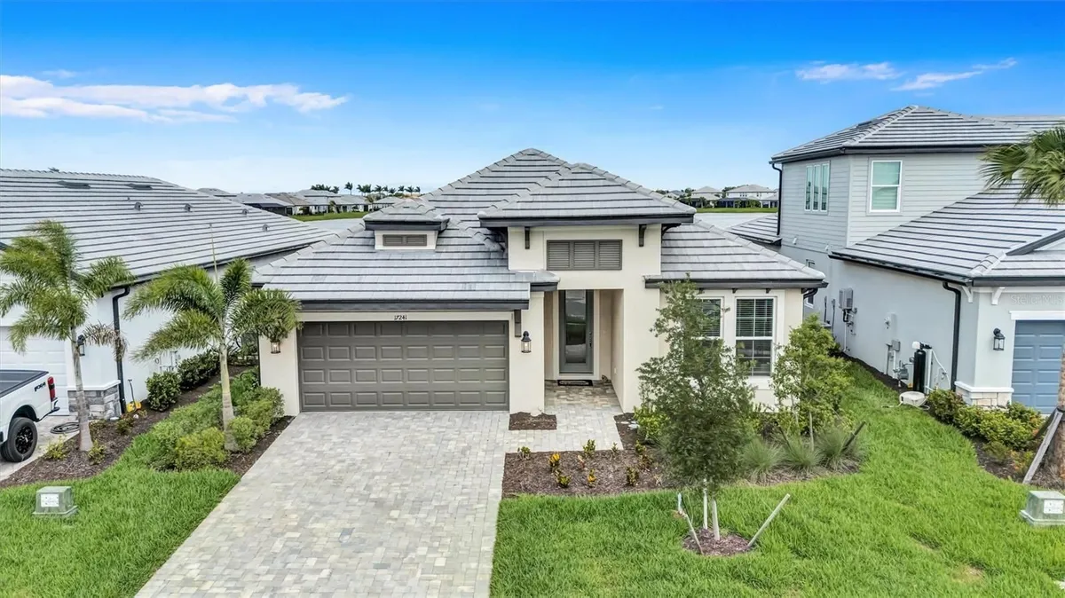 Property Slideshow image 1 of 65 | 17241 savory mist cir, Bradenton, FL, 34211