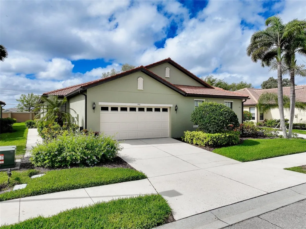 Property Slideshow image 1 of 42 | 1418 maseno dr, Venice, FL, 34292