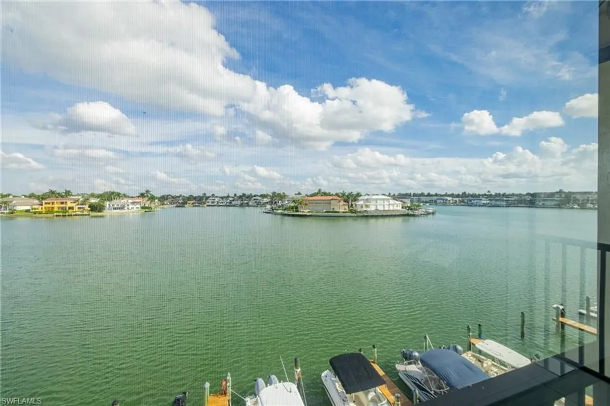 Property Slideshow image 1 of 49 | 3200 gulf shore blvd 401, Naples, FL, 34103