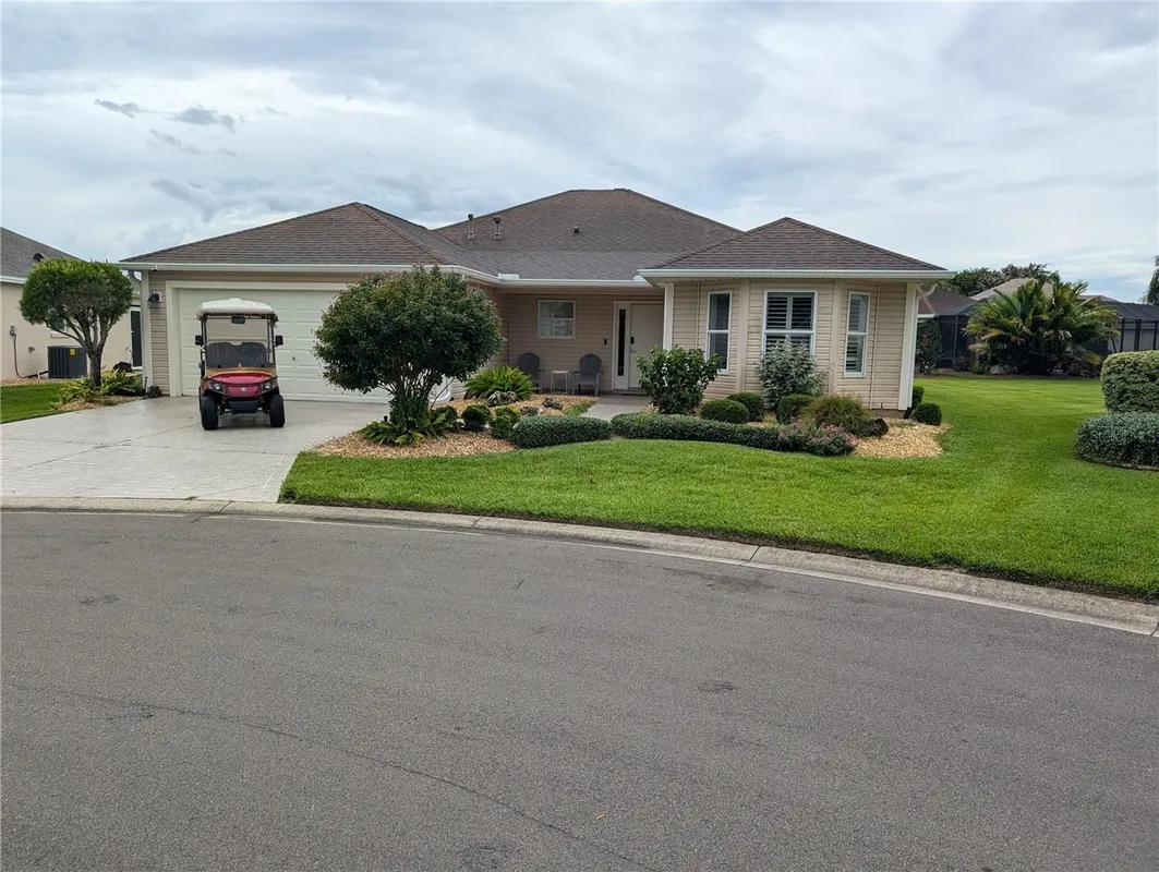 Property Slideshow image 1 of 37 | 1870 provence ct, The Villages, FL, 32162